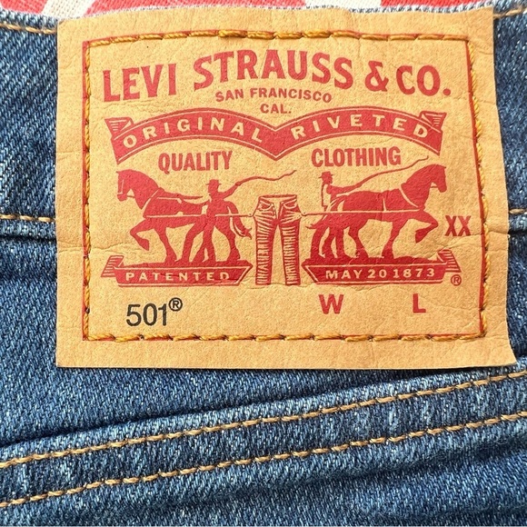 Levi’s original 501 in Explorer cutoff denim jean shorts 25 medium blue revolve - Picture 6 of 8